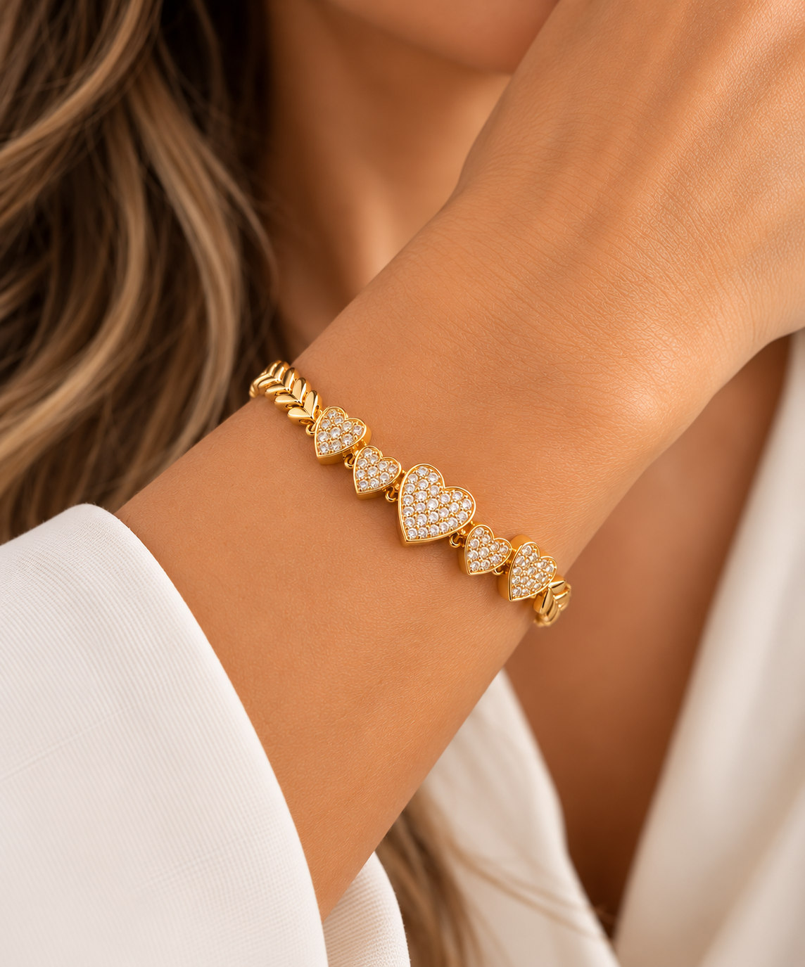 14K Gold Plated Heart Bracelet – Pavé Heart & Leaf Chain