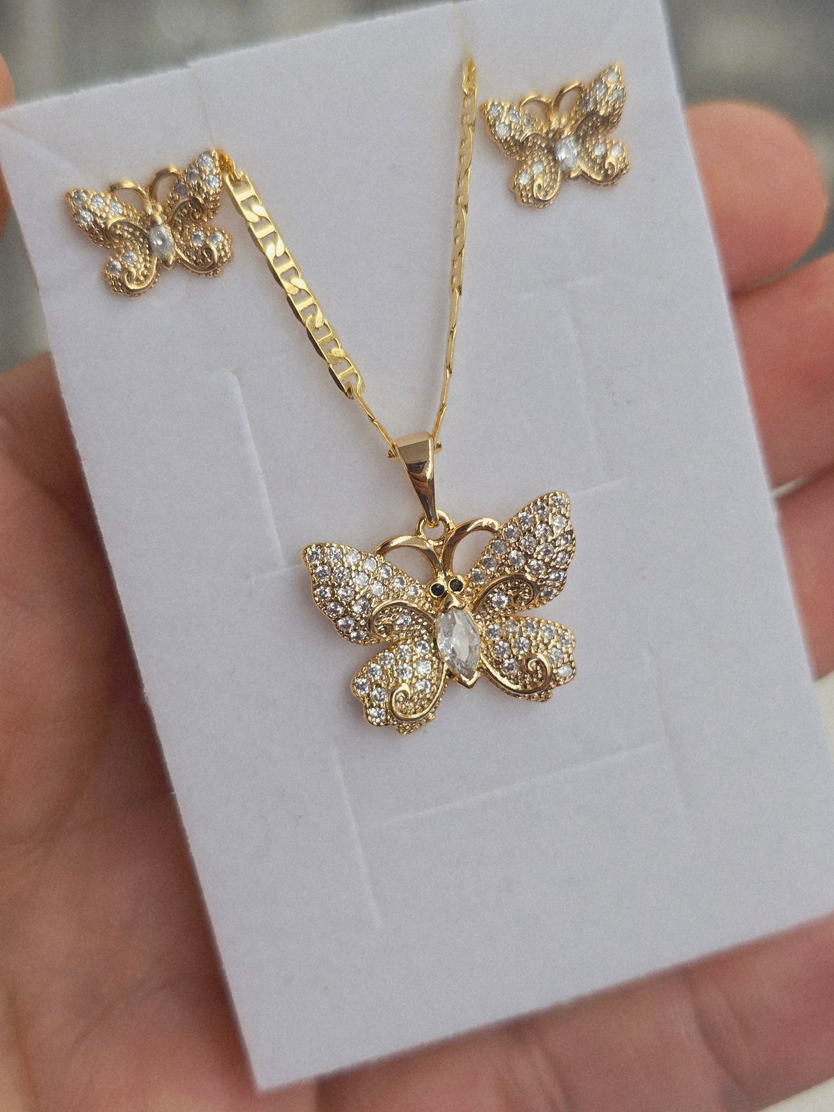 Set Butterfly Gold Filled 14K Oro 14K set de mariposas de colores aretes y cadena necklace and earrings - Fui Fuiu Jewelry