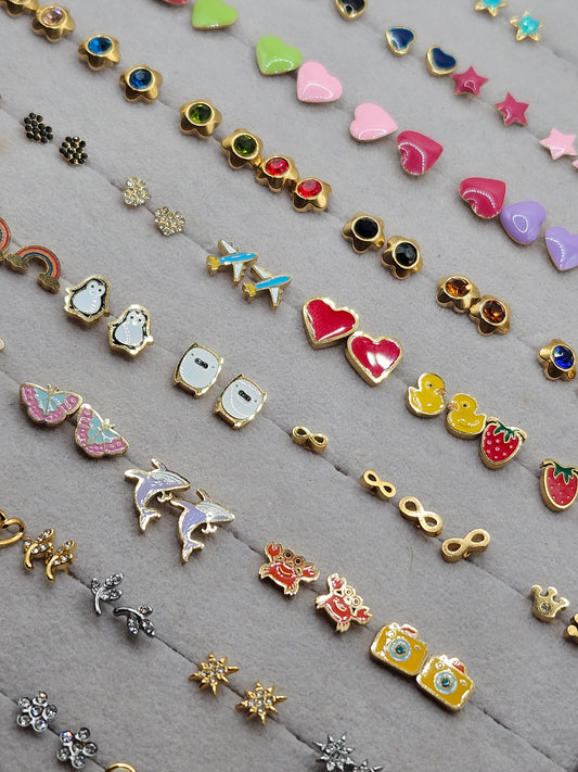 Studs enamel - Fui Fuiu Jewelry